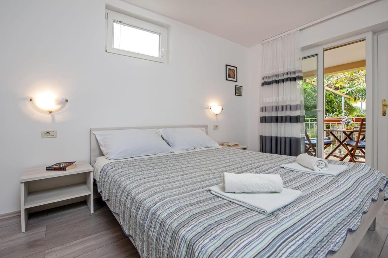 Apartments Pino Ровинь Экстерьер фото