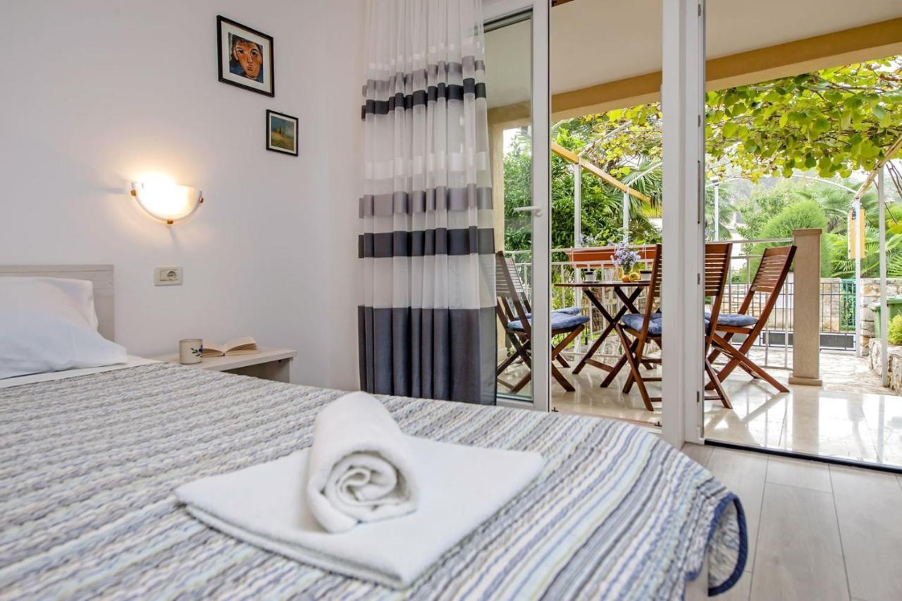 Apartments Pino Ровинь Экстерьер фото