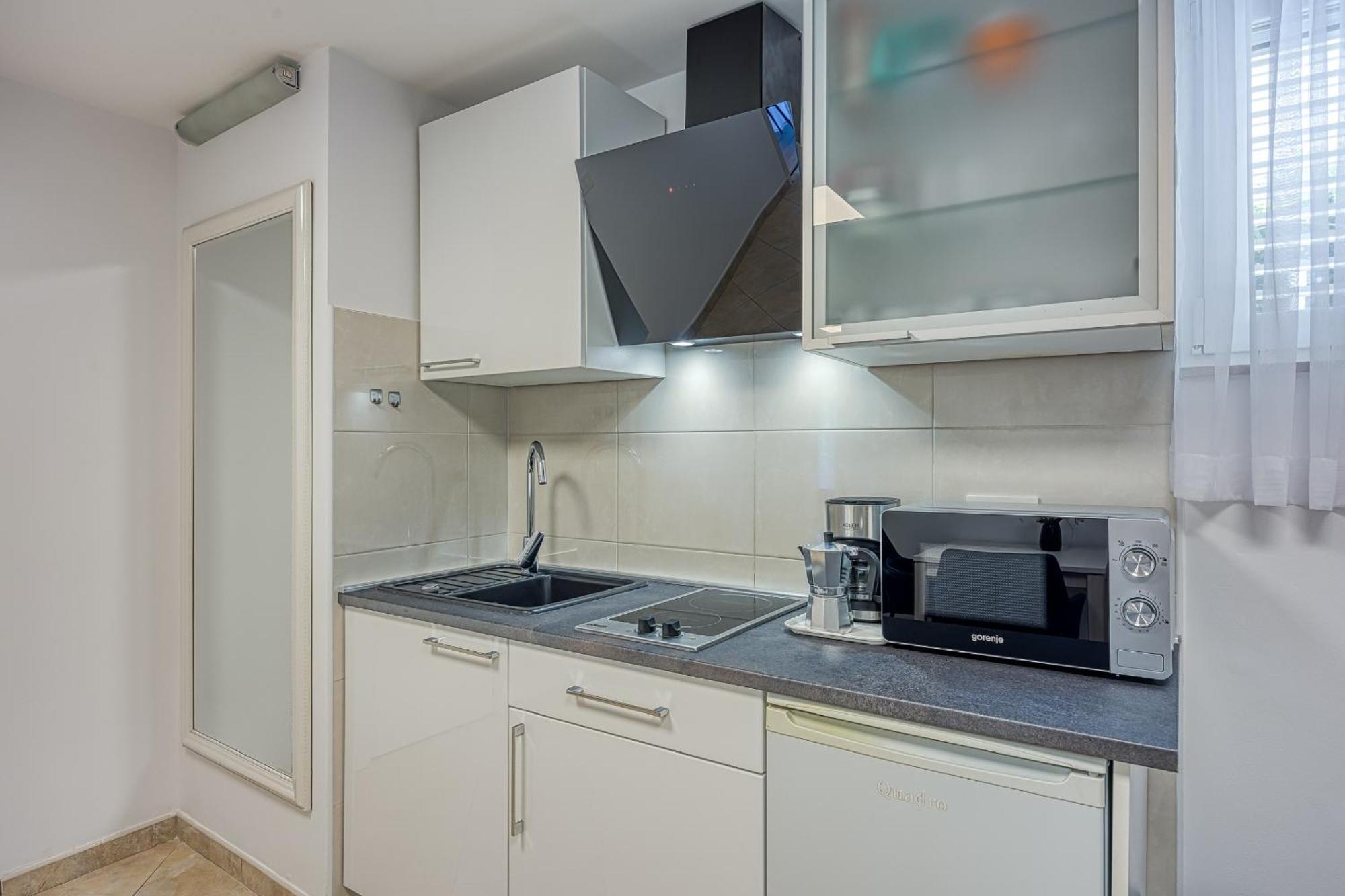 Apartments Pino Ровинь Экстерьер фото