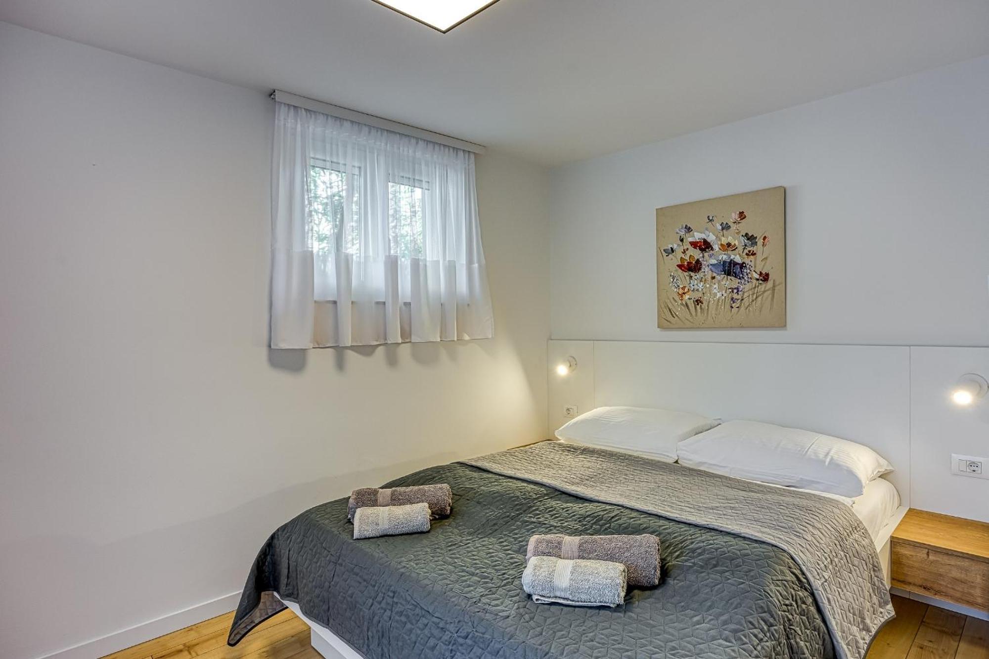 Apartments Pino Ровинь Экстерьер фото